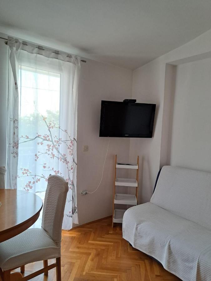 Apartments Garac Dugi Rat Exterior foto