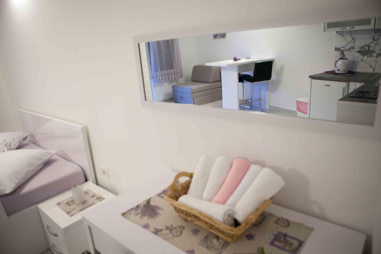 Apartments Garac Dugi Rat Exterior foto
